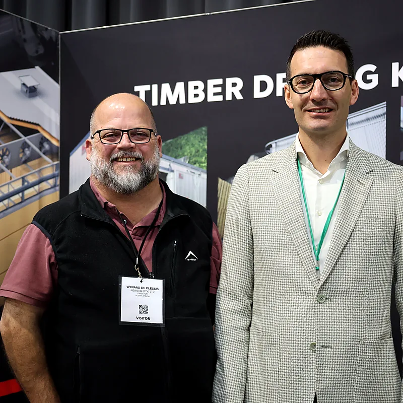 Wynand du Plessis of NEWSAW with Paolo from Termolegno at WoodEX 2026